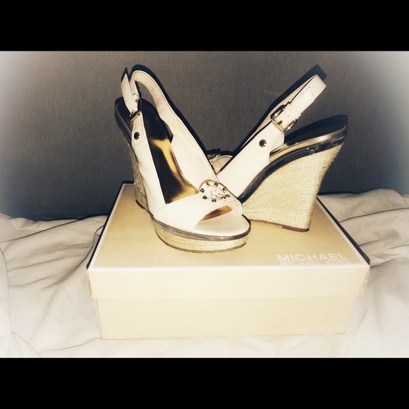 MK: Montgomery sling wedges, color bone, 8.5M - Picture 3 of 5